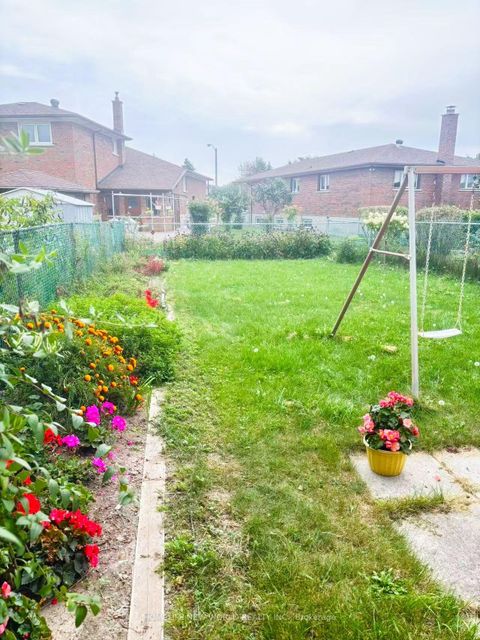 Photo 32 at 93 Corinthian Boulevard, L'Amoreaux, Toronto