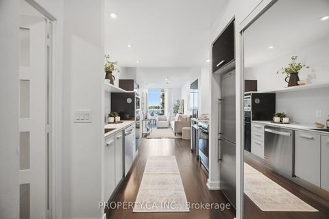 Photo 3 at 508 - 38 Dan Leckie Way, Waterfront Communities C1, Toronto