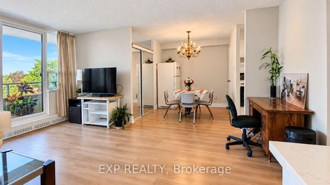 Photo 4 at 411 - 15 Torrance Road, Eglinton East, Toronto