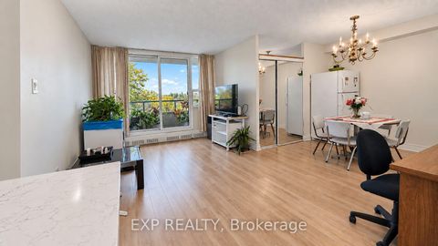Photo 6 at 411 - 15 Torrance Road, Eglinton East, Toronto