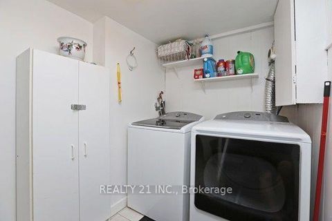 Photo 17 at 176 Linden Avenue, Kennedy Park, Toronto