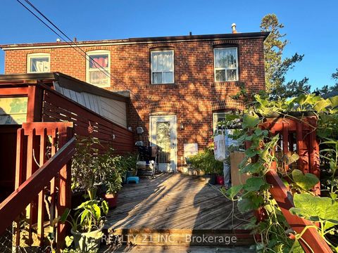 Photo 22 at 176 Linden Avenue, Kennedy Park, Toronto