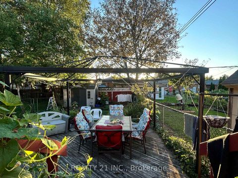 Photo 24 at 176 Linden Avenue, Kennedy Park, Toronto