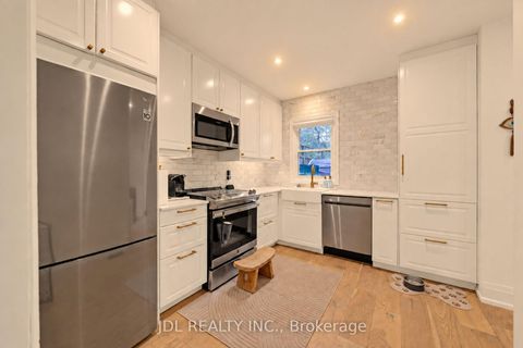 Photo 20 at 379 Scarborough Road, Danforth, Toronto
