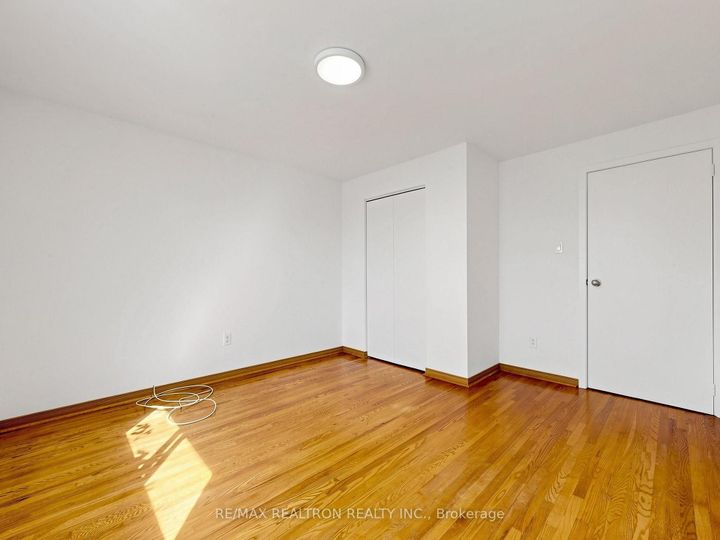Photo 33 at 35 Rochelle Crescent, Don Valley Village, Toronto
