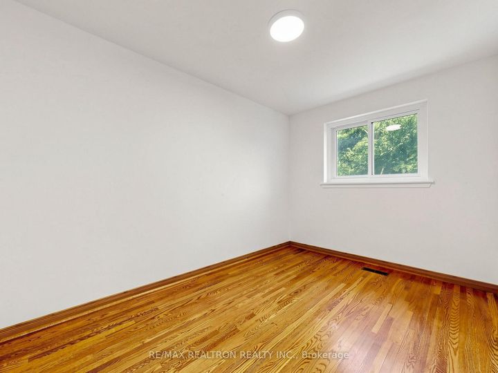 Photo 34 at 35 Rochelle Crescent, Don Valley Village, Toronto