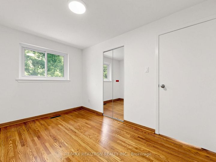 Photo 35 at 35 Rochelle Crescent, Don Valley Village, Toronto