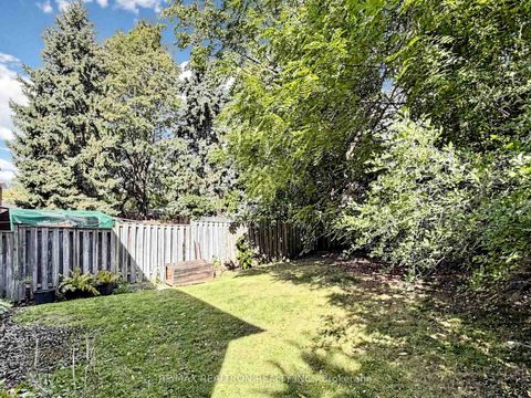 Photo 45 at 35 Rochelle Crescent, Don Valley Village, Toronto