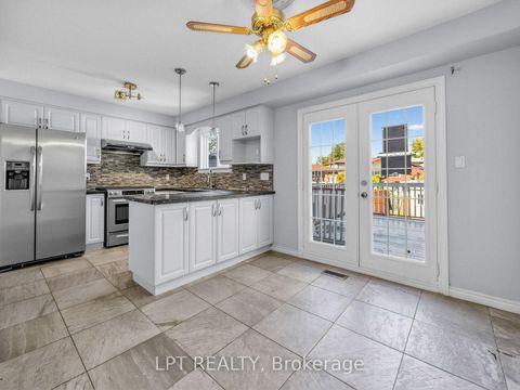 Photo 11 at 4 Shepmore Terrace, Malvern, Toronto