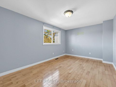Photo 32 at 4 Shepmore Terrace, Malvern, Toronto