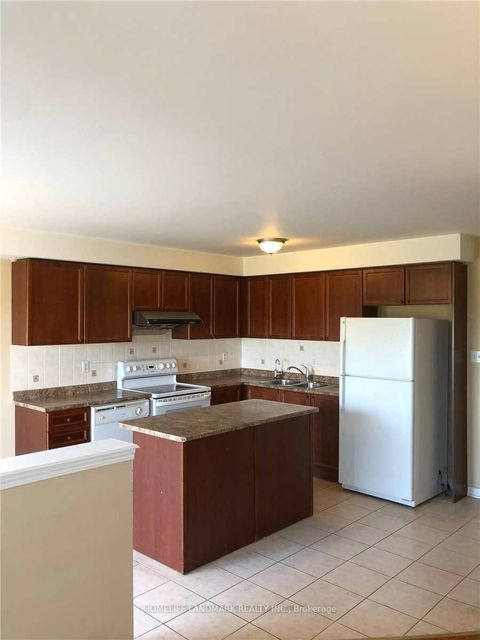 Photo 11 at 139 Raponi Circle, Rouge E11, Toronto