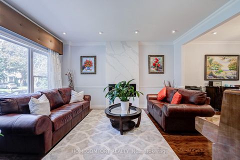 Photo 4 at 319 Rumsey Road, Leaside, Toronto