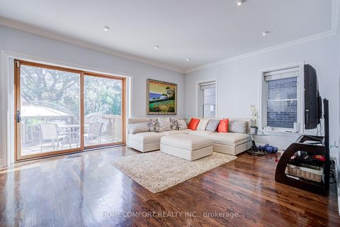 Photo 8 at 319 Rumsey Road, Leaside, Toronto