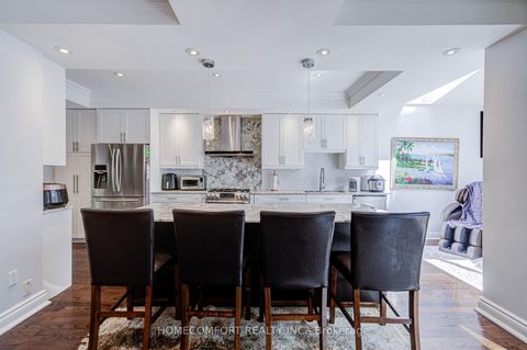 Photo 13 at 319 Rumsey Road, Leaside, Toronto