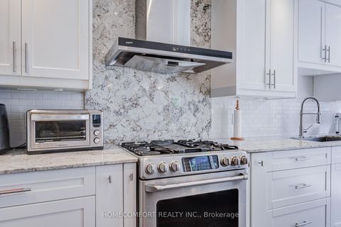 Photo 15 at 319 Rumsey Road, Leaside, Toronto