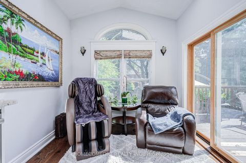 Photo 16 at 319 Rumsey Road, Leaside, Toronto