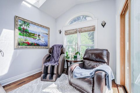 Photo 17 at 319 Rumsey Road, Leaside, Toronto