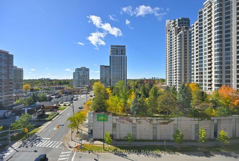Photo 14 at 916 - 88 Grandview Way, Willowdale East, Toronto