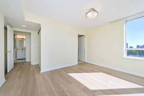 Photo 23 at 916 - 88 Grandview Way, Willowdale East, Toronto