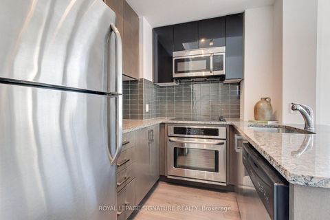Photo 9 at 1812 - 98 Lillian Street, Mount Pleasant West, Toronto