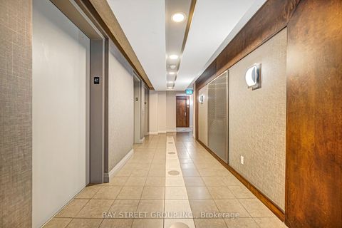 Photo 4 at 4105 - 763 Bay Street, Bay Street Corridor, Toronto