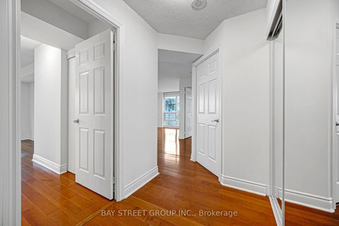 Photo 12 at 4105 - 763 Bay Street, Bay Street Corridor, Toronto