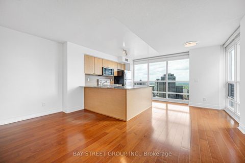 Photo 22 at 4105 - 763 Bay Street, Bay Street Corridor, Toronto