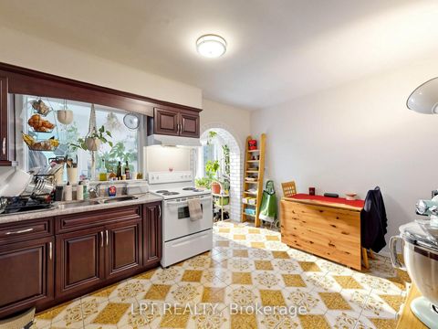 Photo 5 at 303 Oakwood Avenue, Oakwood Village, Toronto