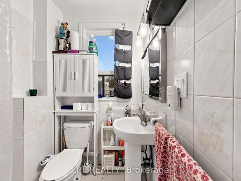 Photo 19 at 303 Oakwood Avenue, Oakwood Village, Toronto