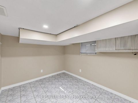 Photo 23 at 303 Oakwood Avenue, Oakwood Village, Toronto