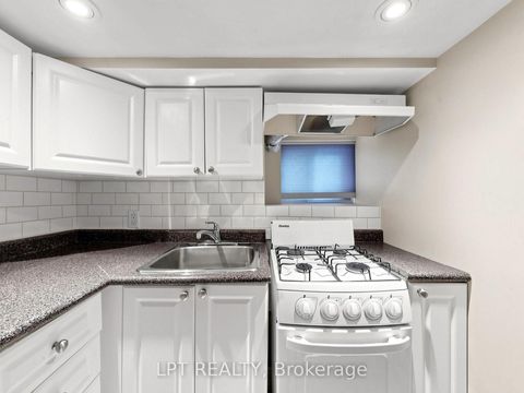 Photo 27 at 303 Oakwood Avenue, Oakwood Village, Toronto