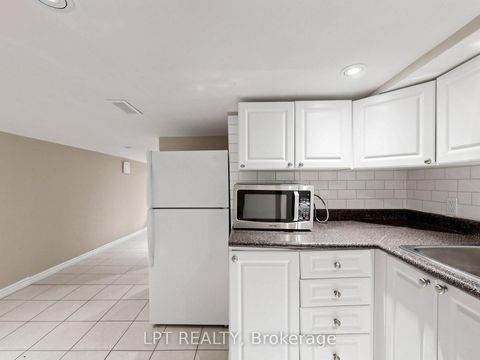 Photo 28 at 303 Oakwood Avenue, Oakwood Village, Toronto