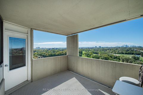 Photo 8 at PH08 - 296 Mill Road, Markland Wood, Toronto