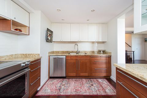 Photo 10 at PH08 - 296 Mill Road, Markland Wood, Toronto
