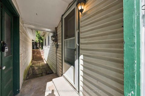 Photo 3 at 85 Catering Road, Sutton & Jackson's Point, Georgina