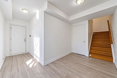 Photo 35 at 63 La Peer Boulevard, L'Amoreaux, Toronto