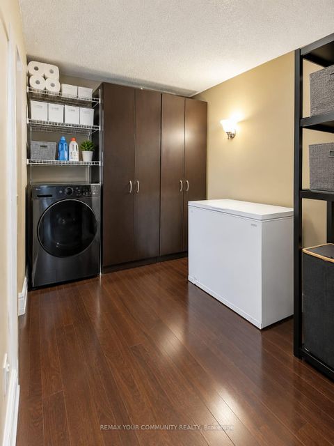 Photo 7 at 619 - 2737 Keele Street, CFB, Toronto