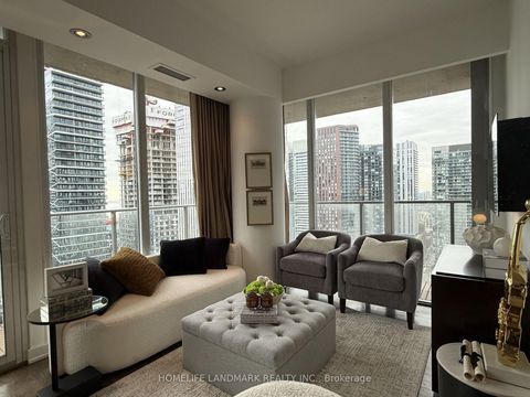 Photo 5 at 3303 - 126 Simcoe Street, Waterfront Communities C1, Toronto
