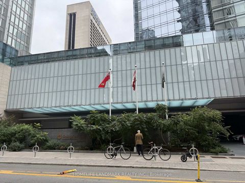 Photo 17 at 3303 - 126 Simcoe Street, Waterfront Communities C1, Toronto