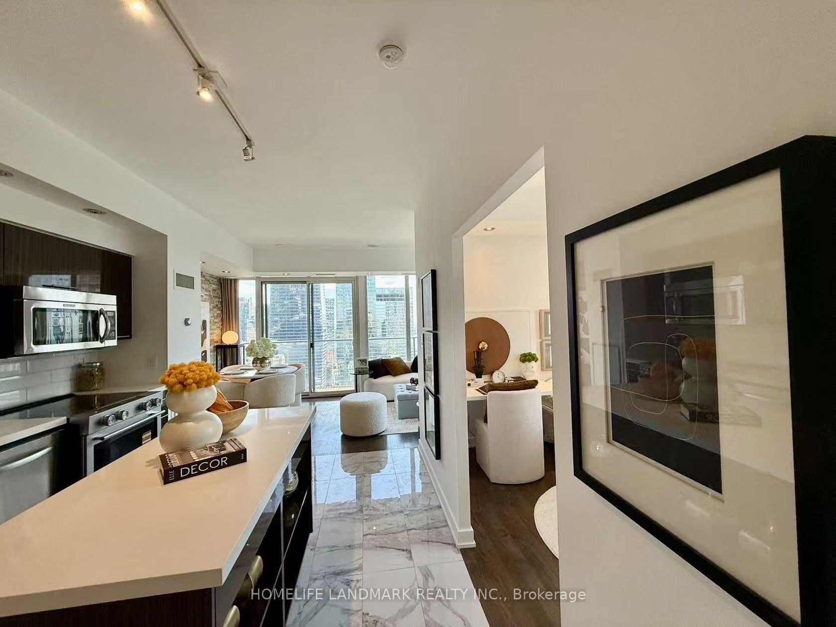 3303 - 126 Simcoe Street, Waterfront Communities C1, Toronto 