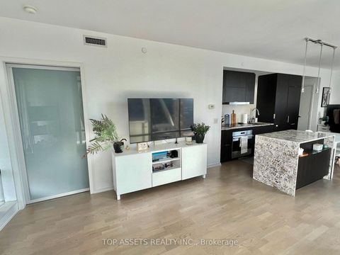 Photo 13 at 4409 - 1 Bloor Street E, Yonge Corridor, Toronto