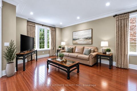Photo 2 at 38 Wilmar Road, City Centre West, Toronto
