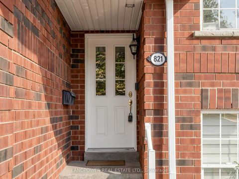 Photo 3 at 821 Sandhurst Circle, Agincourt North, Toronto
