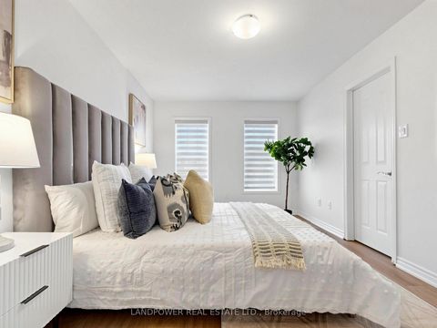 Photo 23 at 821 Sandhurst Circle, Agincourt North, Toronto