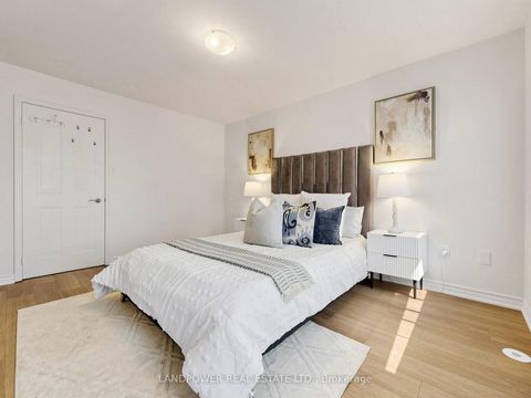 Photo 24 at 821 Sandhurst Circle, Agincourt North, Toronto