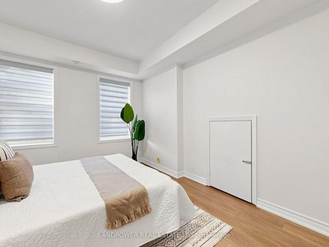 Photo 33 at 821 Sandhurst Circle, Agincourt North, Toronto