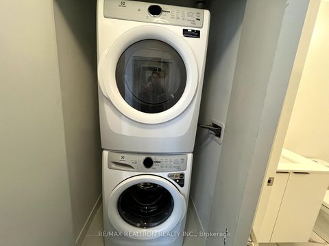 Photo 7 at N1102 - 7 Golden Lion Heights, Newtonbrook East, Toronto
