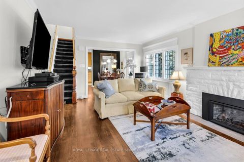 Photo 1 at 47 Coulson Avenue, Forest Hill South, Toronto