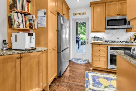 Photo 6 at 47 Coulson Avenue, Forest Hill South, Toronto