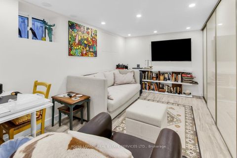 Photo 11 at 47 Coulson Avenue, Forest Hill South, Toronto